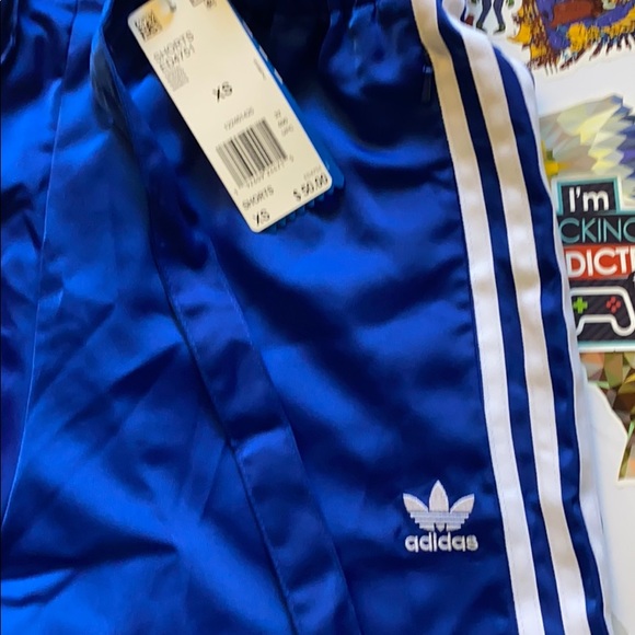 adidas Originals Satin Shorts Size XS - Picture 6 of 8